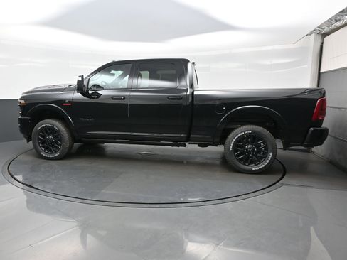 New 2026 RAM 2500 Limited AWD/4WD image 4