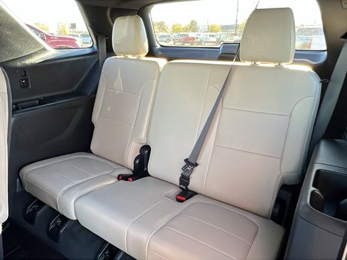 Certified 2023 Chevrolet Traverse Premier w/ LPO, Floor Liner Package image 14