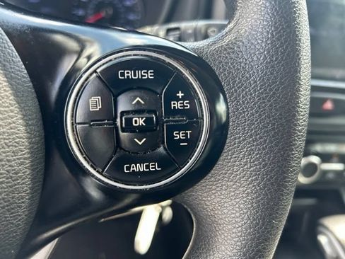 Used 2022 Kia Soul LX FWD image 30