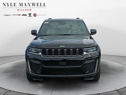 New 2026 Jeep Grand Cherokee Limited RWD image 18