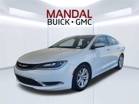 Used 2016 Chrysler 200 Limited FWD image 1