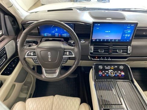 Used 2024 Lincoln Navigator Black Label AWD/4WD image 13