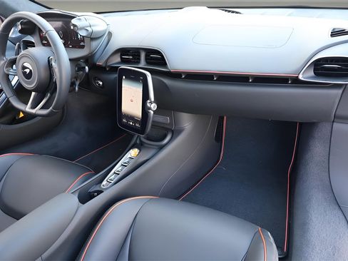 New 2026 McLaren Artura Spider image 22