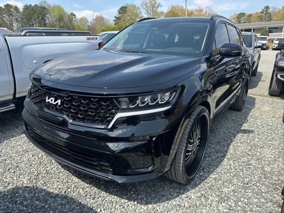 Used 2023 Kia Sorento S w/ Panoramic Sunroof Package