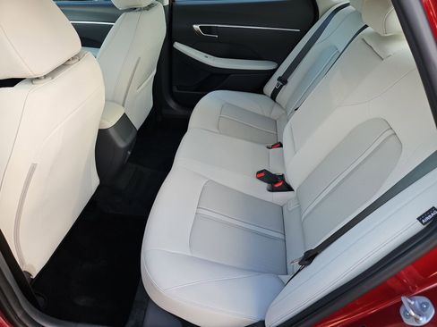 Used 2023 Hyundai Sonata SEL w/ Cargo Package image 18