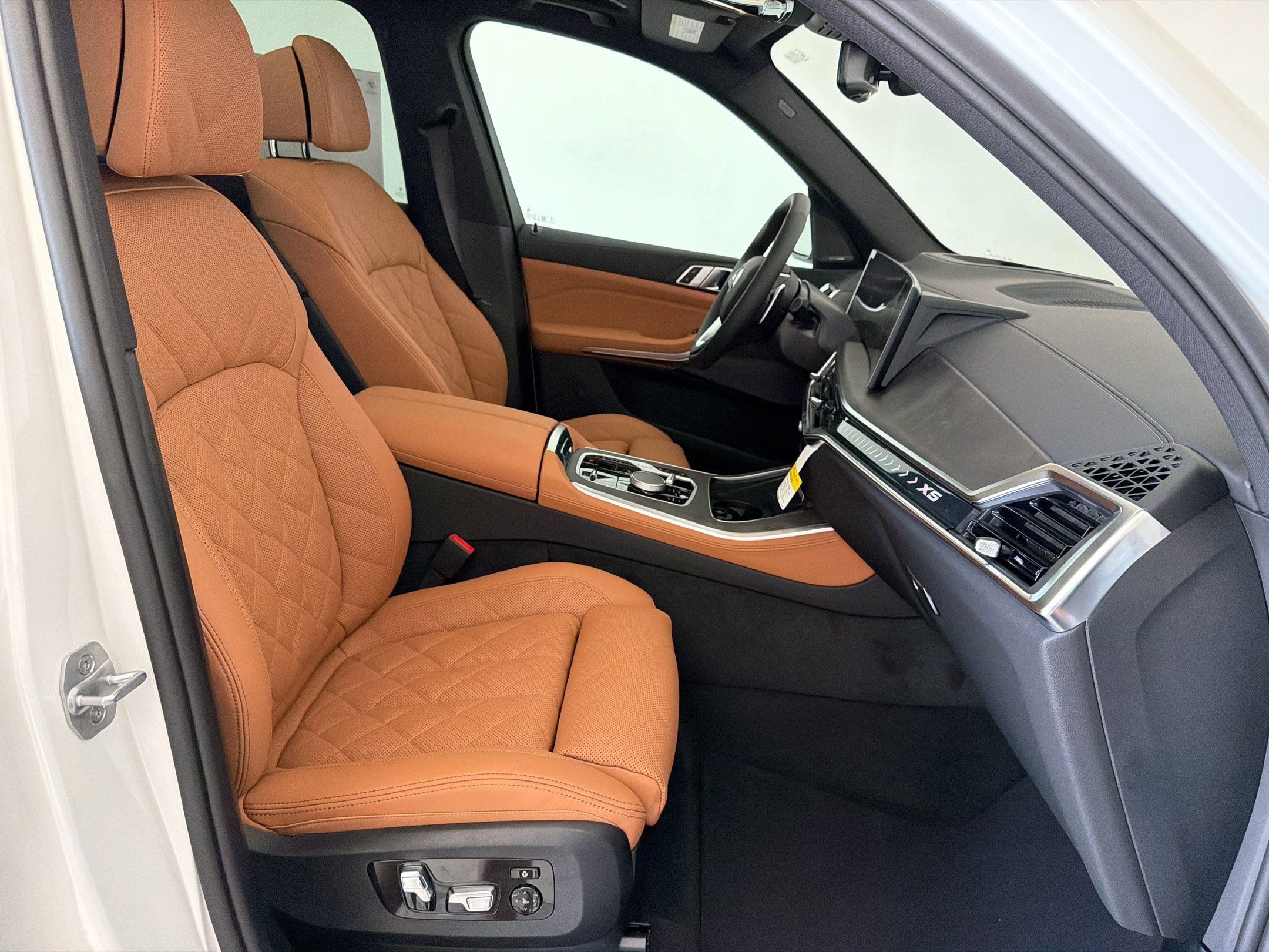 New 2026 BMW X5 xDrive50e AWD/4WD image 24