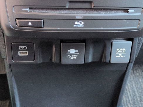 Used 2023 Honda Odyssey Elite image 35