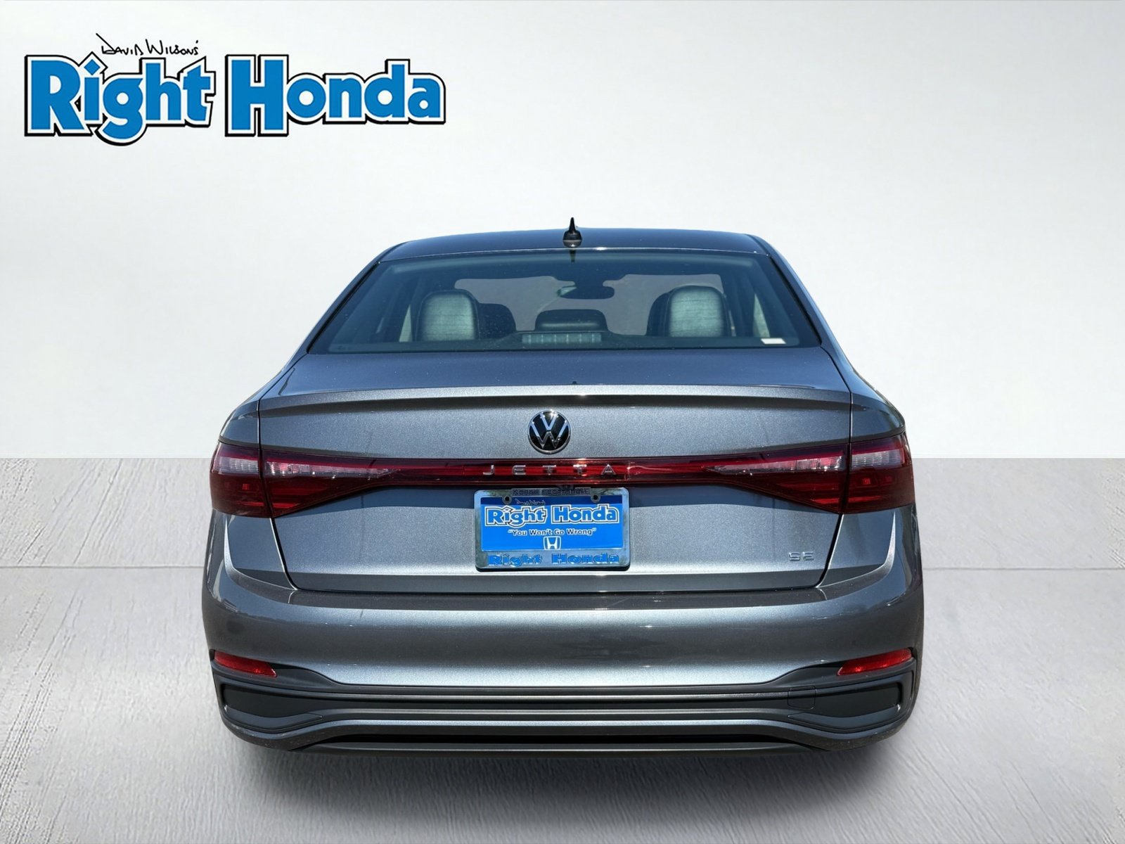 Used 2025 Volkswagen Jetta SE FWD image 7
