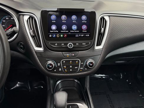 Used 2023 Chevrolet Malibu LT image 31