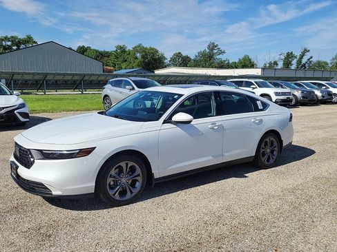 Used 2023 Honda Accord EX image 6