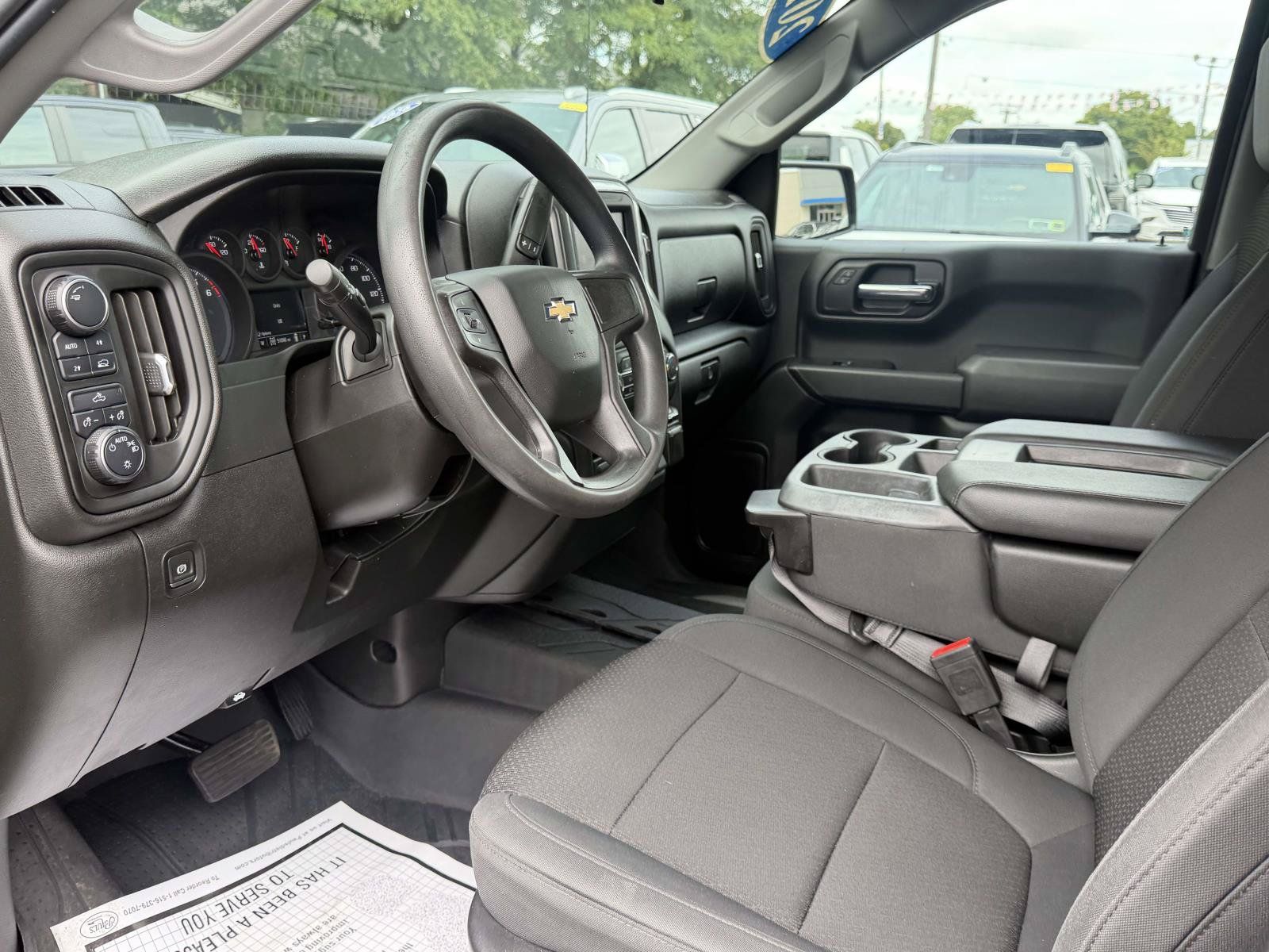 Used 2021 Chevrolet Silverado 1500 Custom w/ LPO, Dark Essentials Package AWD/4WD image 11