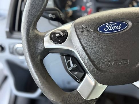 Used 2019 Ford Transit 350 XLT image 17