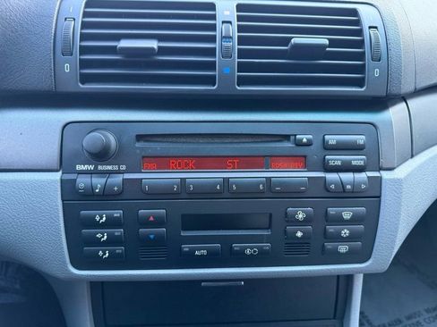Used 2004 BMW M3 Convertible image 22