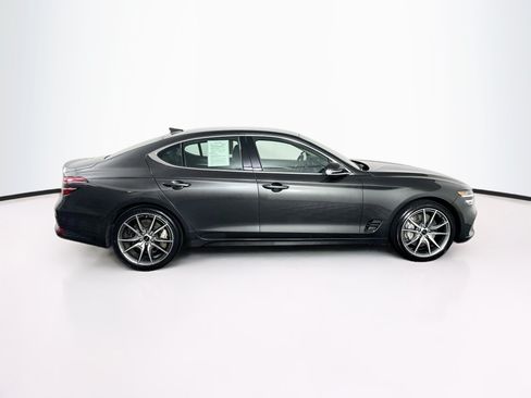 Used 2025 Genesis G70 2.5T RWD image 10