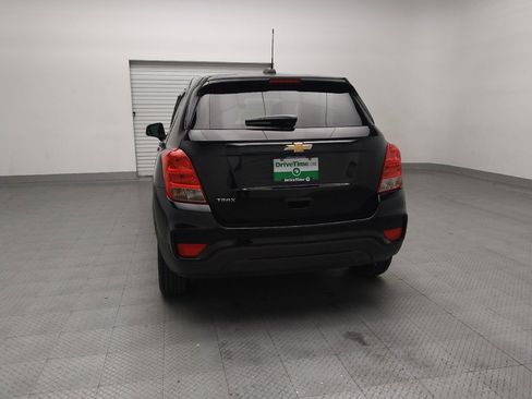 Used 2019 Chevrolet Trax LS w/ Tint and Cruise Package image 6