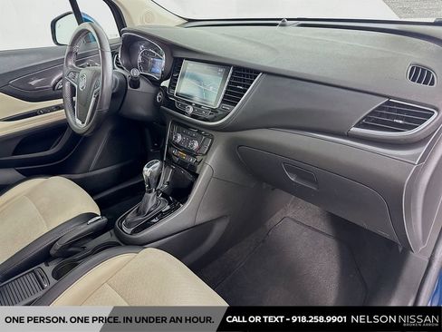 Used 2019 Buick Encore Sport Touring w/ Safety Package FWD image 28