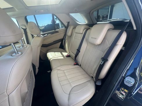 Used 2018 Mercedes-Benz GLE 350 w/ Premium 1 Package image 27