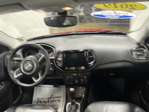 Used 2019 Jeep Compass Limited AWD/4WD image 23