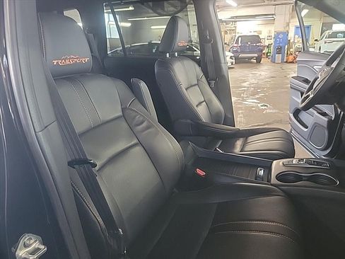 Used 2023 Honda Passport TrailSport image 33