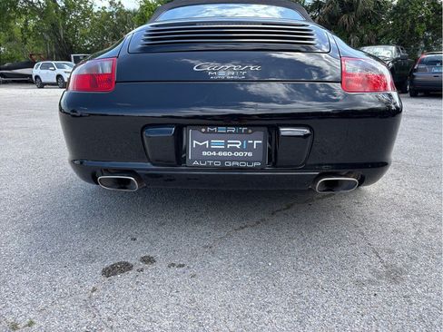 Used 2005 Porsche 911 Carrera RWD image 13