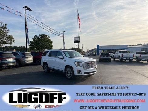 Used 2021 GMC Yukon Denali w/ Denali Ultimate Package AWD/4WD image 1