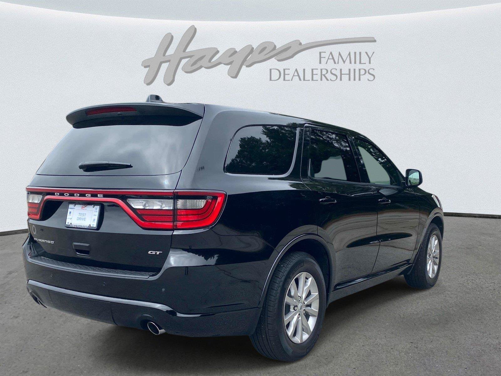 Used 2025 Dodge Durango GT RWD image 3