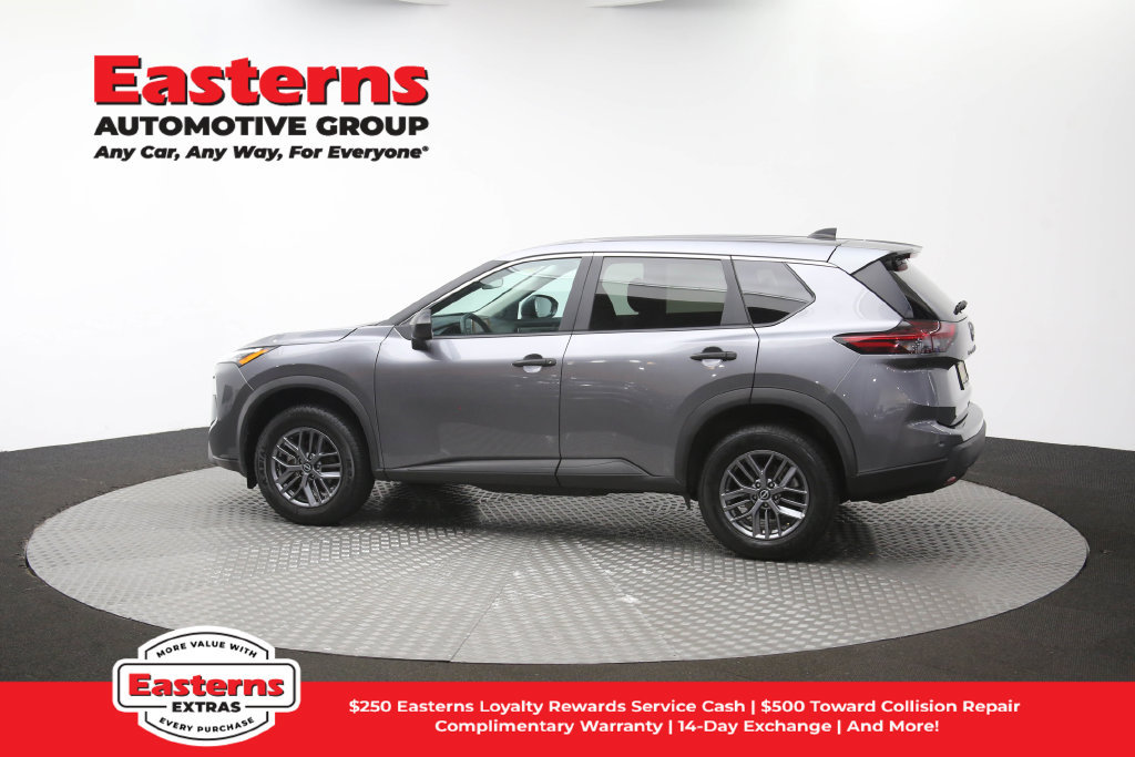 Used 2024 Nissan Rogue S AWD/4WD image 60