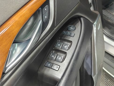 Used 2016 Cadillac Escalade ESV Luxury AWD/4WD image 56