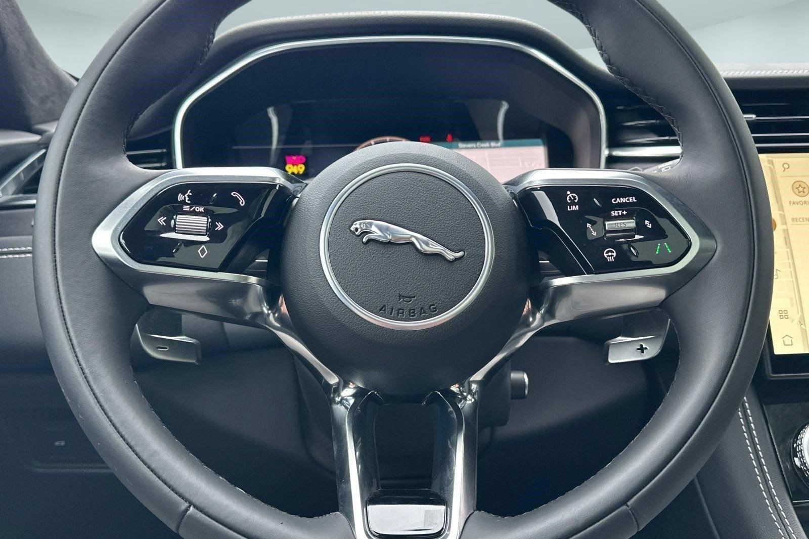 New 2024 Jaguar F-PACE R-Dynamic S AWD/4WD image 10