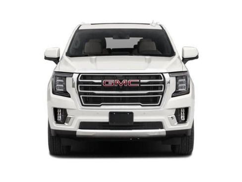 Used 2022 GMC Yukon AT4 w/ Technology Package image 4