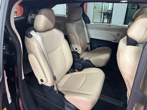 Certified 2024 Toyota Sienna XLE w/ XLE Plus Package AWD/4WD image 13