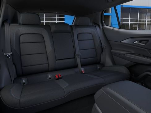 New 2026 Chevrolet Equinox EV LT FWD image 18