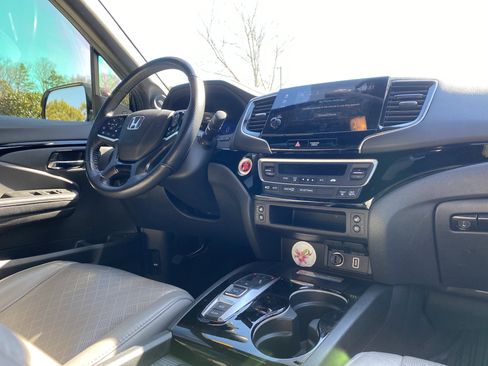 Used 2019 Honda Passport Elite image 6