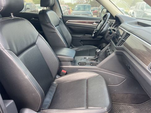 Used 2018 Volkswagen Atlas SE image 11