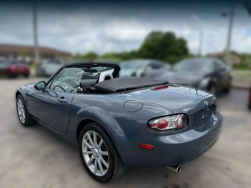 Used 2008 MAZDA MX-5 Miata Touring image 4