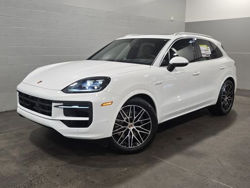 New 2026 Porsche Cayenne E-Hybrid image 1