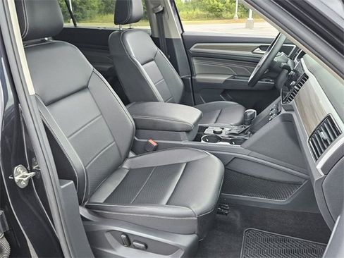 Used 2021 Volkswagen Atlas SEL image 19