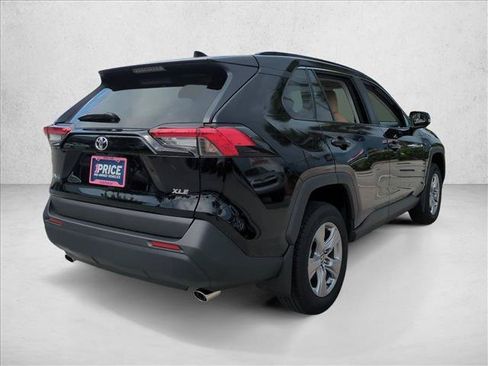Certified 2025 Toyota RAV4 XLE w/ Convenience Package FWD image 5