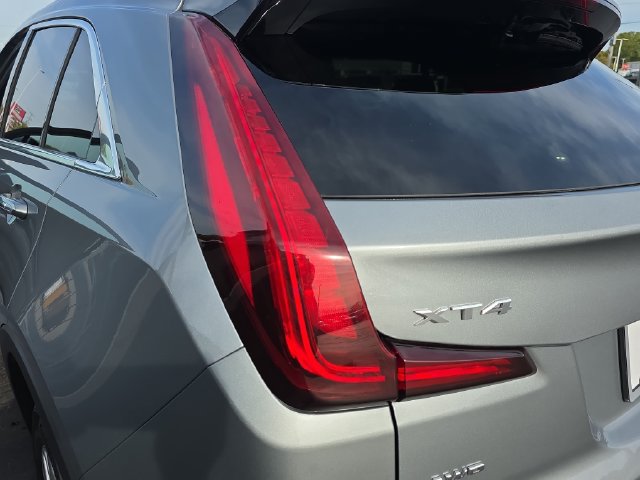 Certified 2024 Cadillac XT4 Luxury w/ Cold Weather Package AWD/4WD image 35