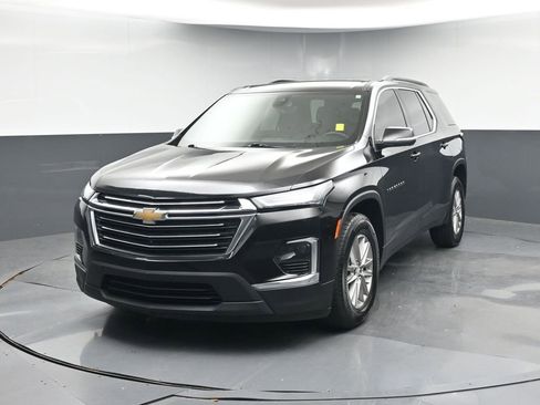 Used 2022 Chevrolet Traverse LT image 7