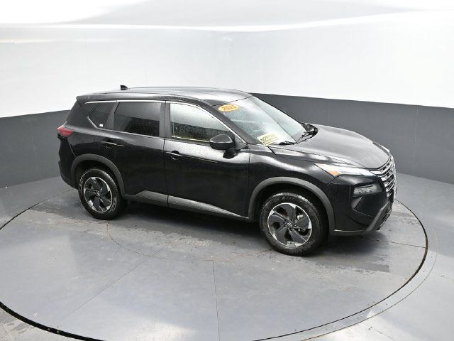 Used 2025 Nissan Rogue SV AWD/4WD image 34