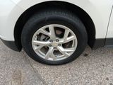 Used 2019 Chevrolet Equinox LT w/ Sun & Navigation Package image 5