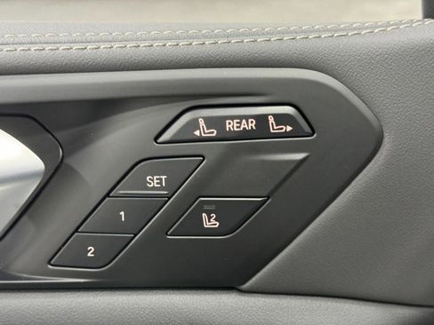 New 2026 BMW X7 xDrive40i w/ M Sport Package image 27