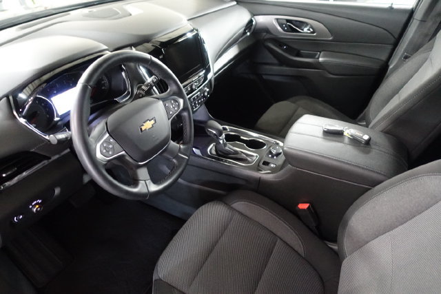 Used 2023 Chevrolet Traverse LT FWD image 10