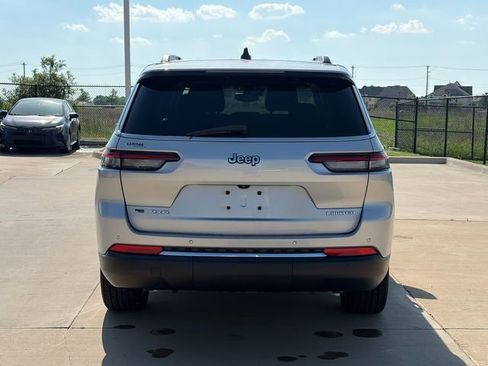 Used 2021 Jeep Grand Cherokee L Limited w/ Trailer Tow Group (B) AWD/4WD image 8