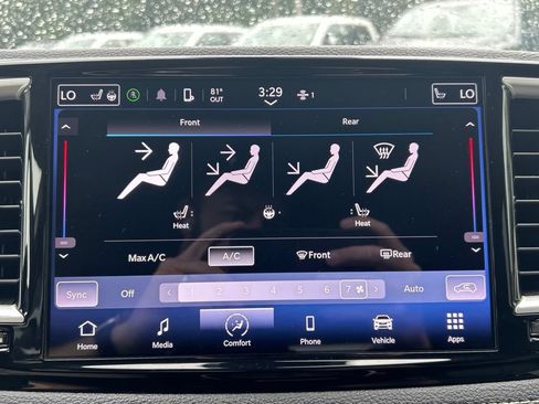 Used 2022 Chrysler Pacifica Touring-L AWD/4WD image 37