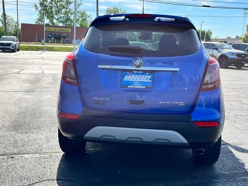 Used 2018 Buick Encore Sport Touring AWD/4WD image 5