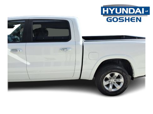 Used 2022 RAM 1500 Laramie AWD/4WD image 6