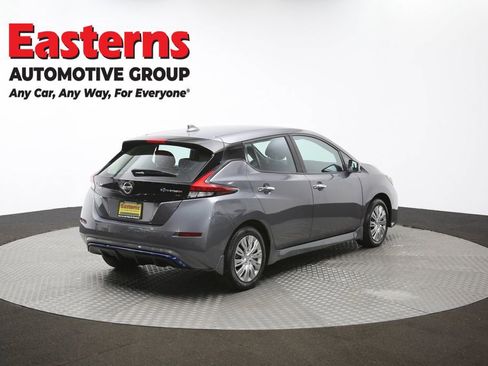 Used 2022 Nissan Leaf S image 39