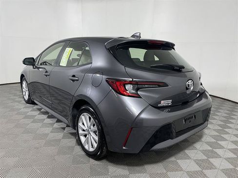 Certified 2025 Toyota Corolla SE FWD image 5